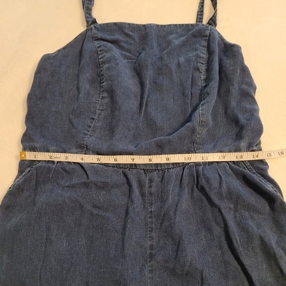 Old Navy Lyocell Denim Jumper Romper 1 Piece Outfit Women's Size Medium - Picture 10 of 13